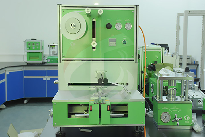 Lithium-Batterie-Stapelmaschine